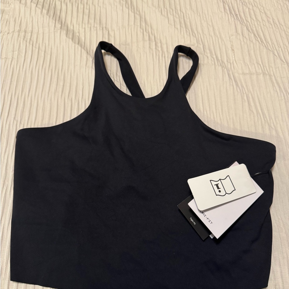 New with tag.
Yoga / training sports bra. Medium